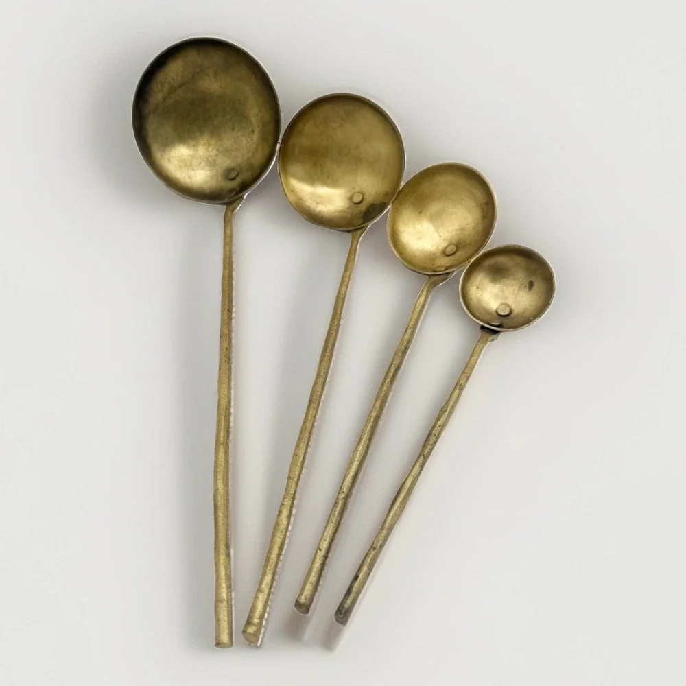 Set of 4 Antiqued Brass Graduated Ladles Long Handle Kitchen Measuring Scoops
